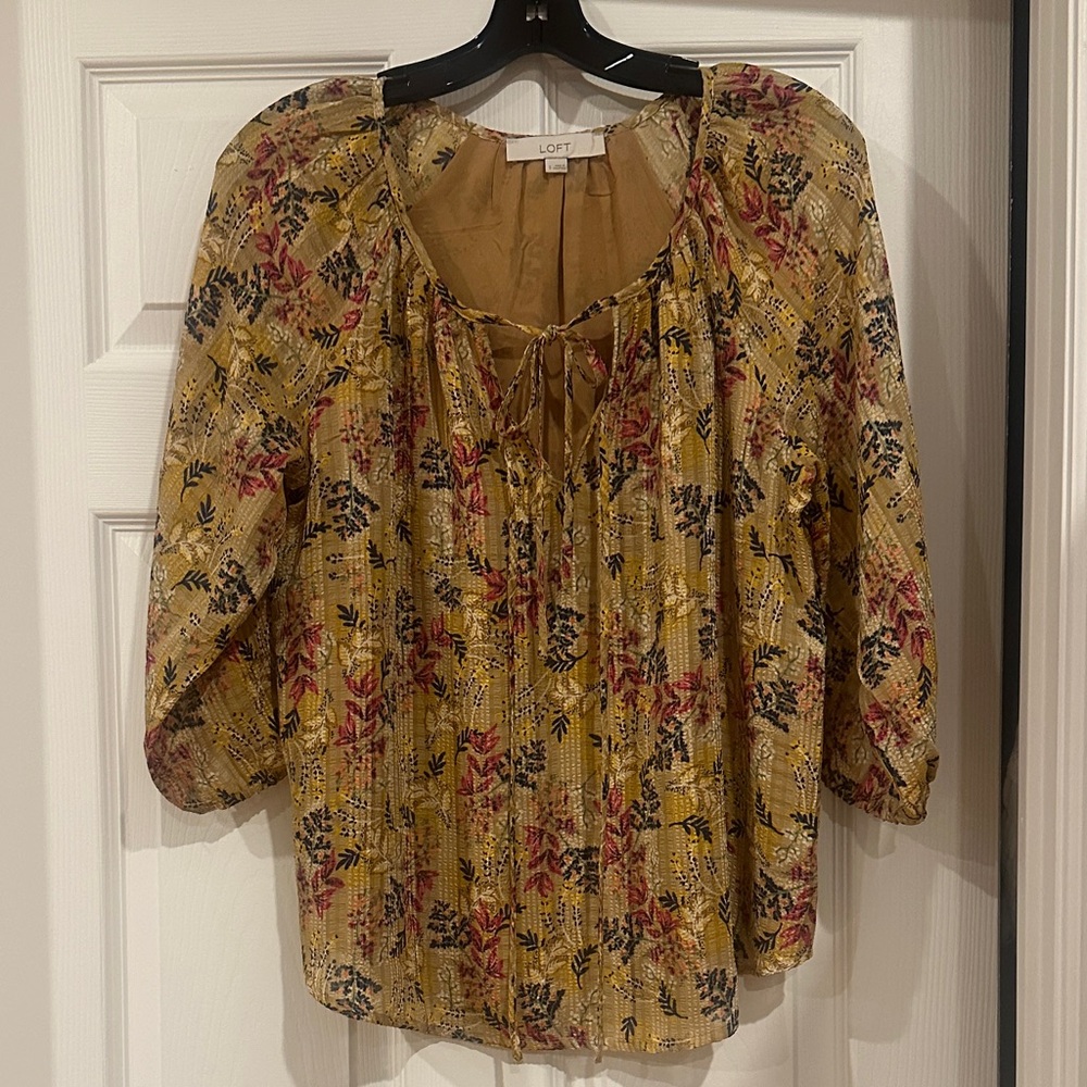 LOFT Women's Floral Gold Blouse